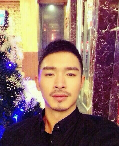 張工天下的第一张照片--香港认干亲服务网