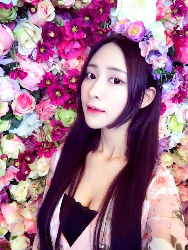 韓琳雪的第一张照片--香港认干亲服务网