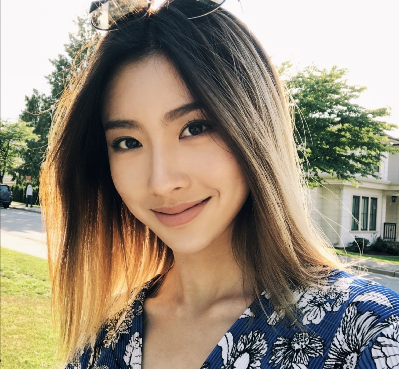 蘇悅的第二张照片--香港认干亲服务网