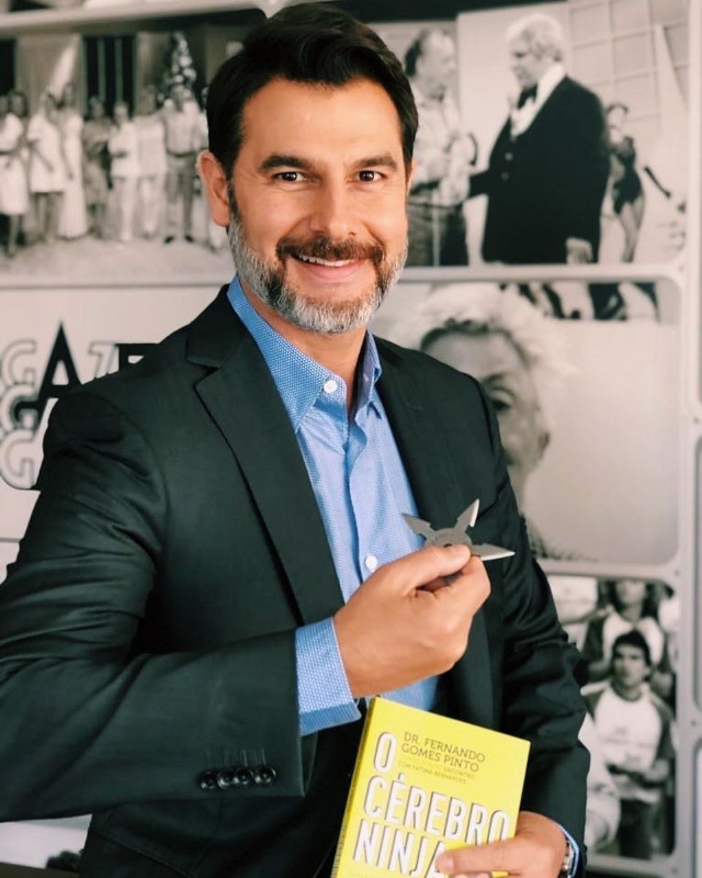 Robert的第一张照片--香港认干亲服务网