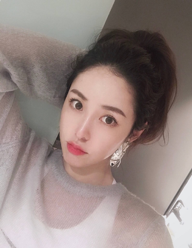 宋揚的第一张照片--香港认干亲服务网