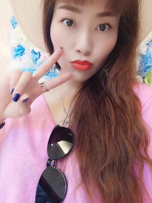 晴子的第一张照片--香港认干亲服务网