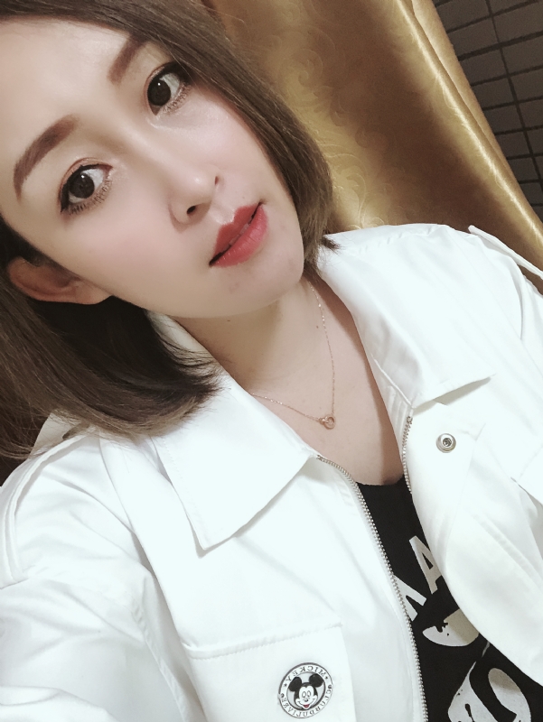 夕阳的第一张照片--香港认干亲服务网