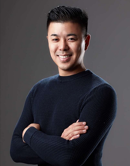 戏如人生的第三张照片--香港认干亲服务网