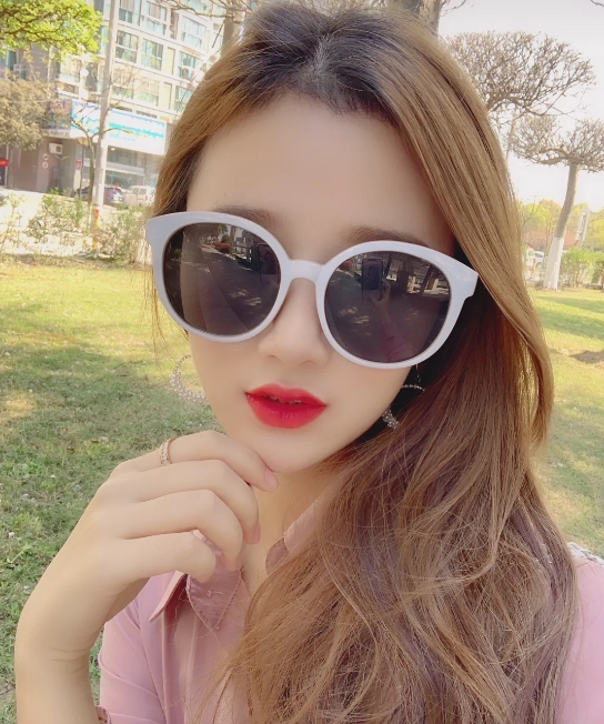 唐小小的第二张照片--香港认干亲服务网