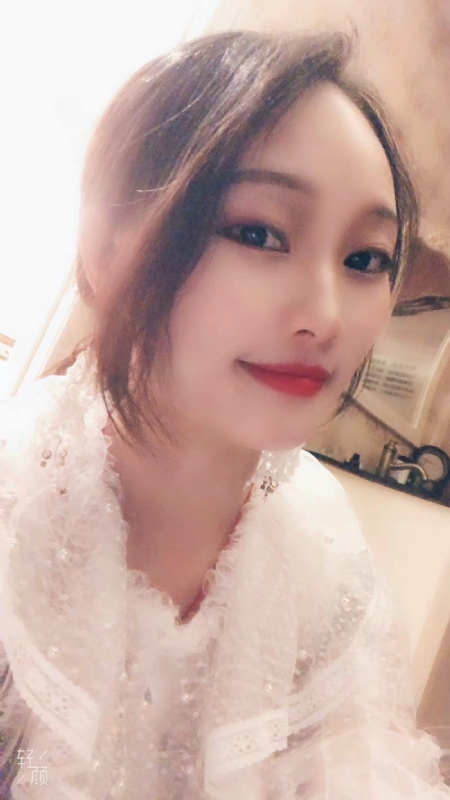 雯雯的第一张照片--香港认干亲服务网