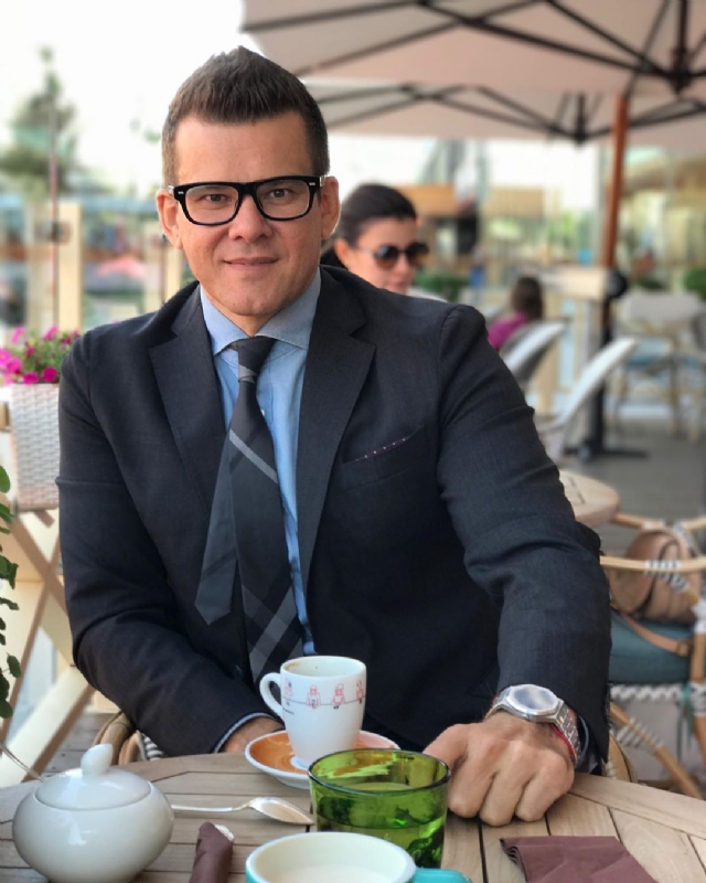 owen的第三张照片--香港认干亲服务网