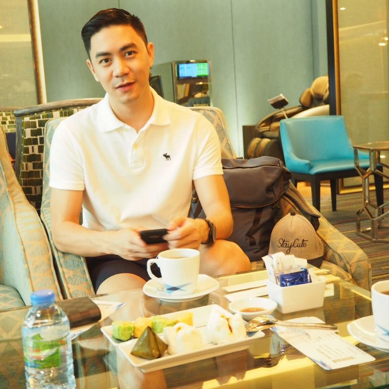 李的第二张照片--香港认干亲服务网