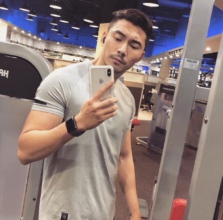 Larryyy的第一张照片--香港认干亲服务网