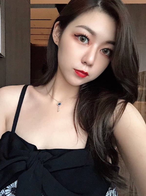 半度微涼的第一张照片--香港认干亲服务网