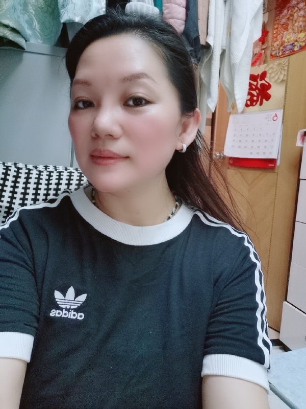 Amy的第一张照片--香港认干亲服务网