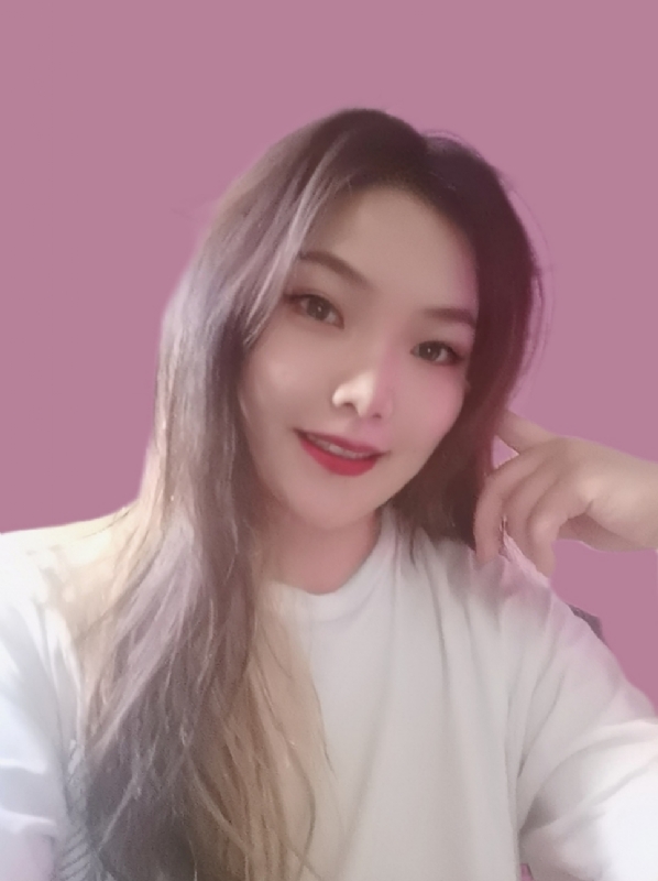 莉莉奈斯的第一张照片--香港认干亲服务网