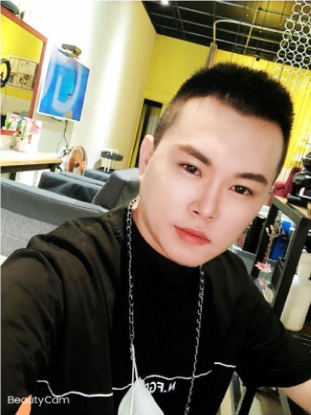 lucky的第一张照片--香港认干亲服务网