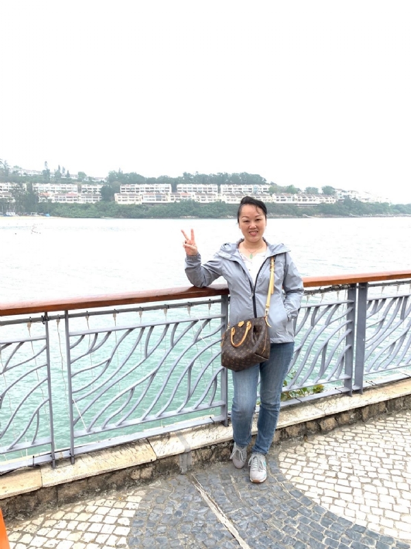 梅子的第三张照片--香港认干亲服务网