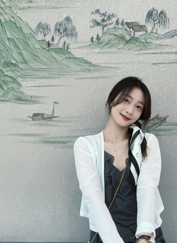 小趴菜的第一张照片--香港认干亲服务网