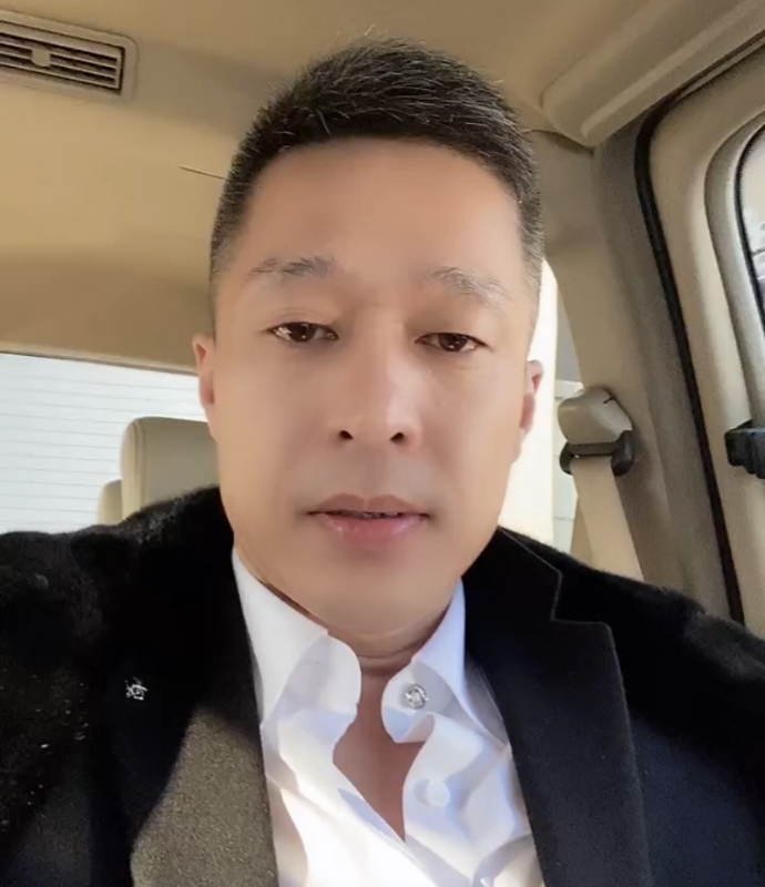 追逐的第一张照片--香港认干亲服务网