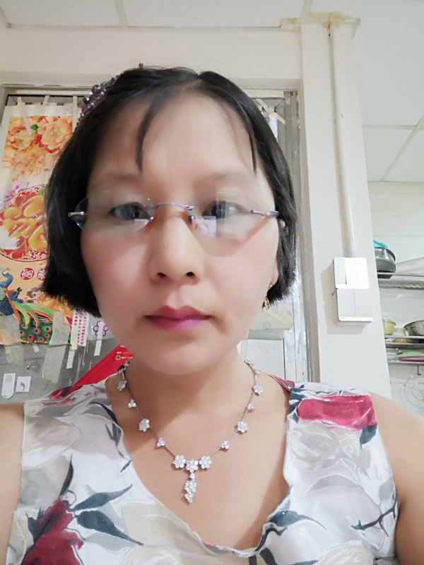 钟烨的第一张照片--香港认干亲服务网