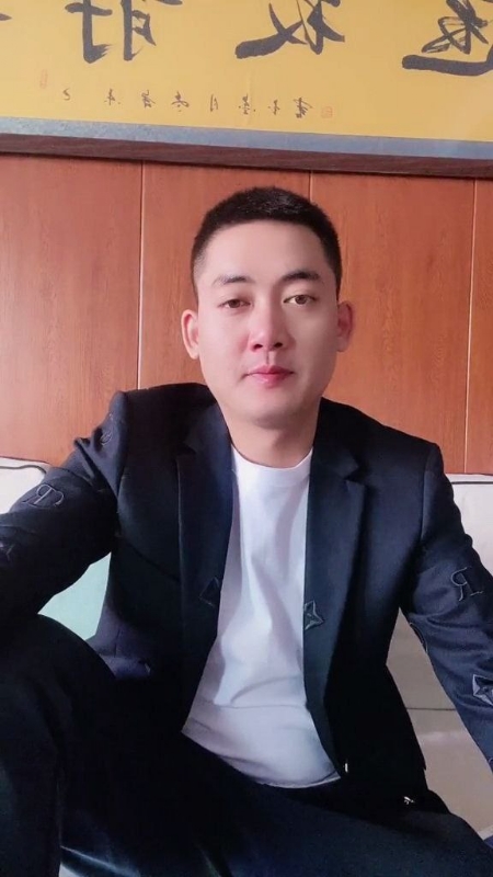 李泽胜的第一张照片--香港认干亲服务网