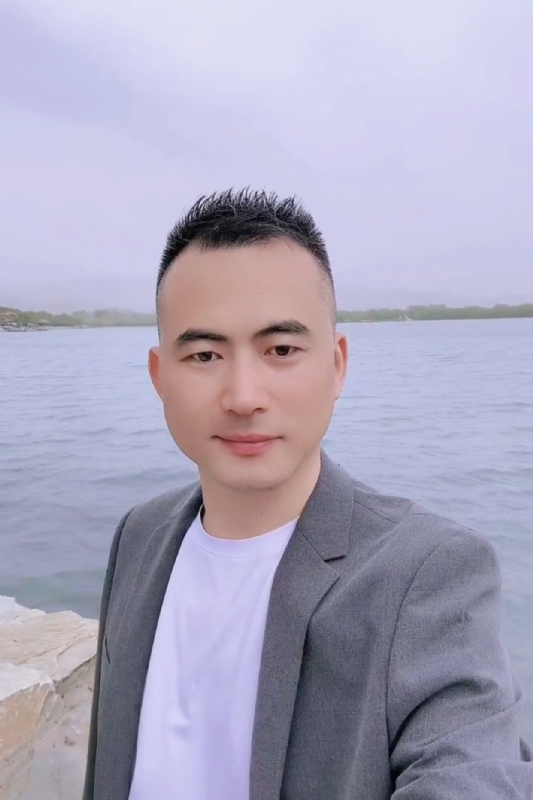 一往情深的第一张照片--香港认干亲服务网