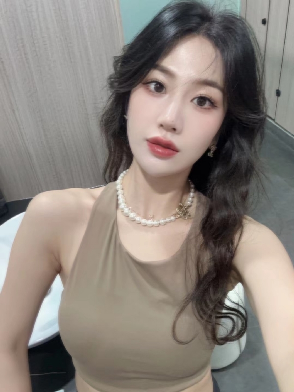 Alma的第二张照片--香港认干亲服务网