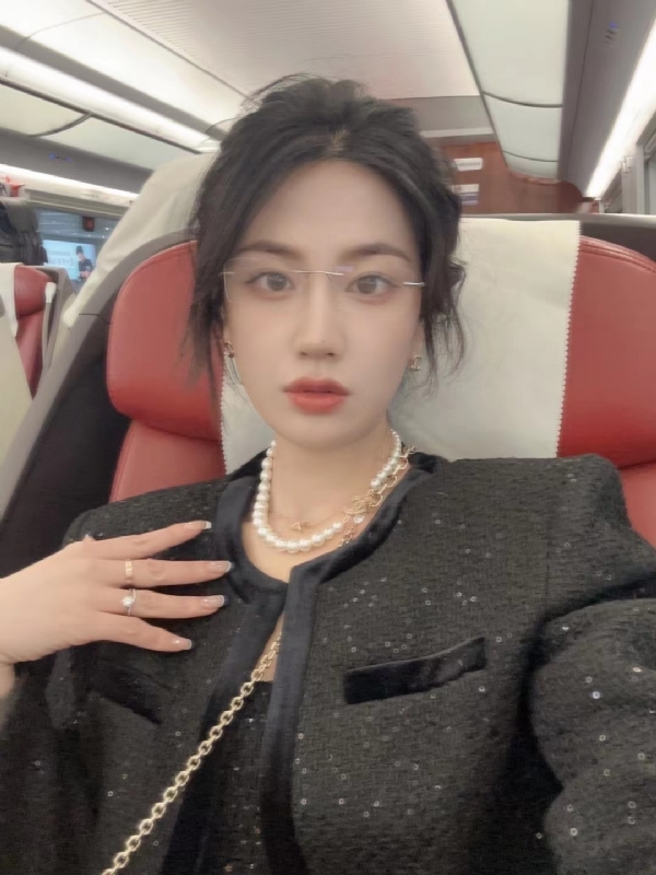 Alma的第三张照片--香港认干亲服务网