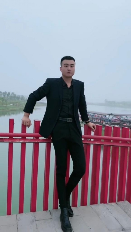 Albert的第一张照片--香港认干亲服务网