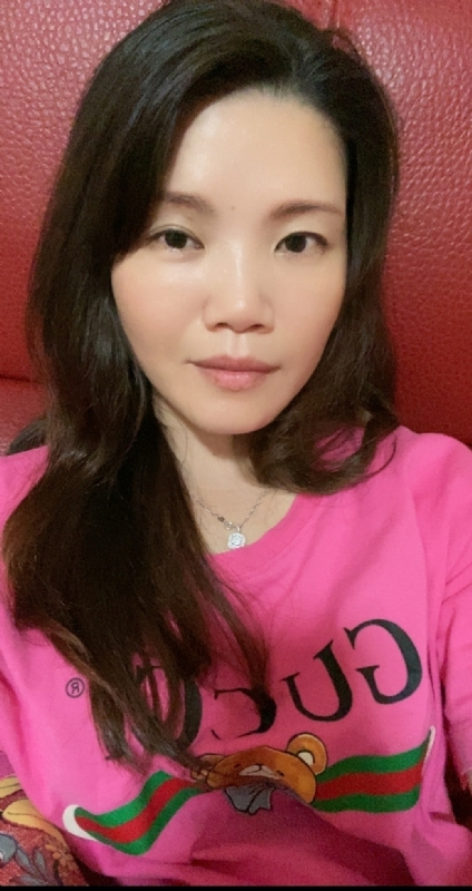 Qin的第一张照片--香港认干亲服务网