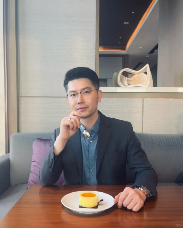 Aurora的第一张照片--香港认干亲服务网