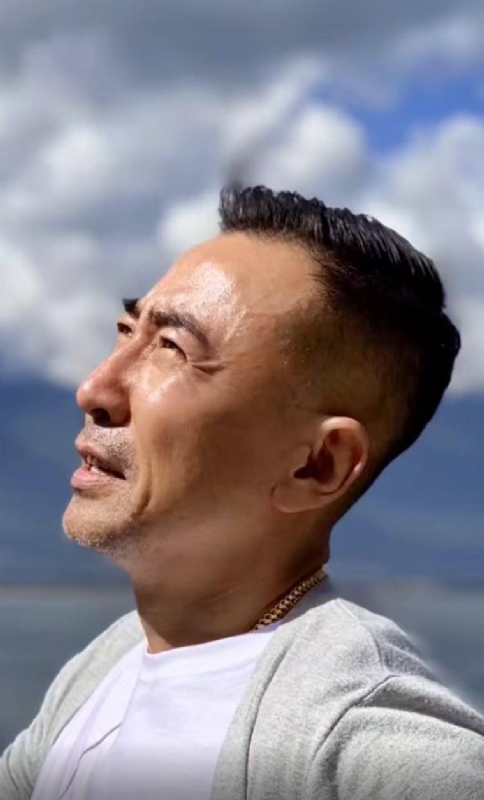 张凯的第一张照片--香港认干亲服务网