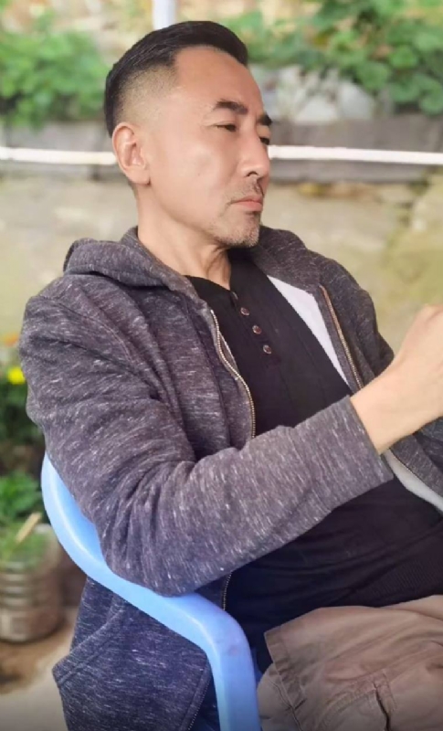 张凯的第二张照片--香港认干亲服务网