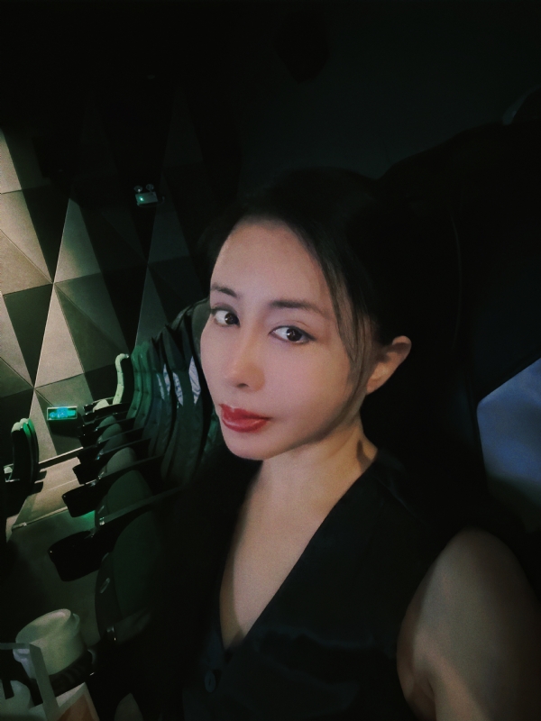 Moon的第一张照片--香港认干亲服务网