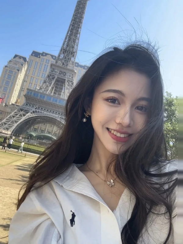 Anna的第一张照片--香港认干亲服务网