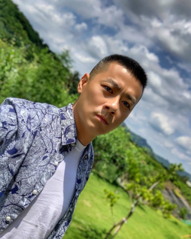 蓝天的第二张照片--香港认干亲服务网