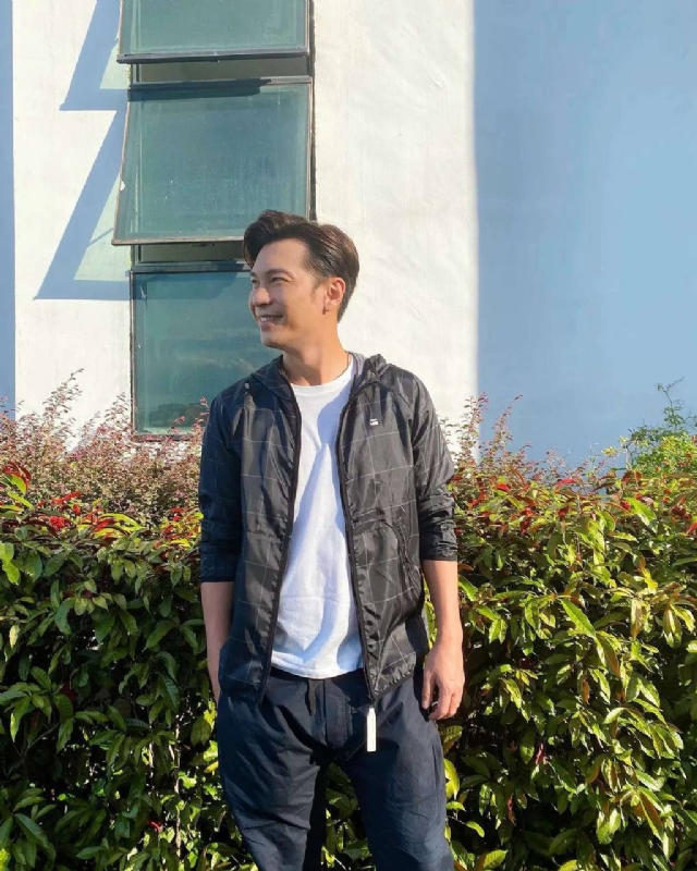 林硕的第一张照片--香港认干亲服务网